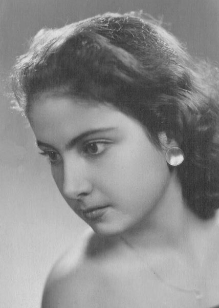 Most Beautiful Armenian Ladies  изображение с сайта www.HeiHei.website