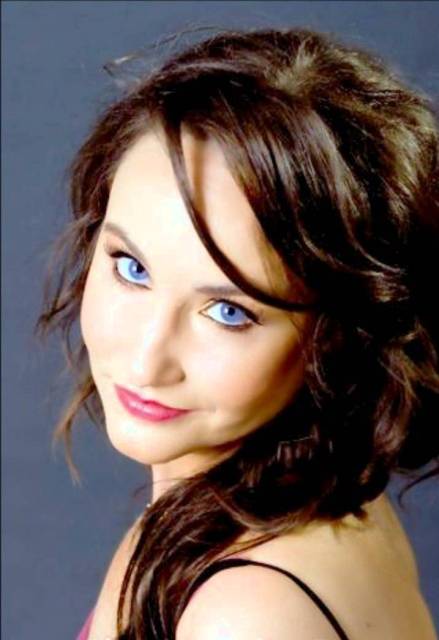 Most Beautiful Armenian Ladies  изображение с сайта www.HeiHei.website