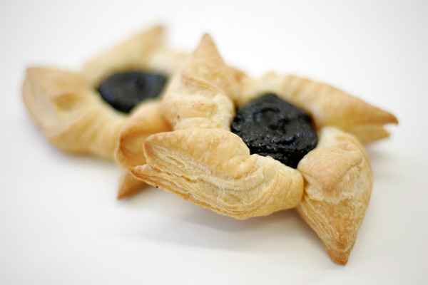 New Year in Finland. Mode of operation of stores. image from the site www.heihei.website