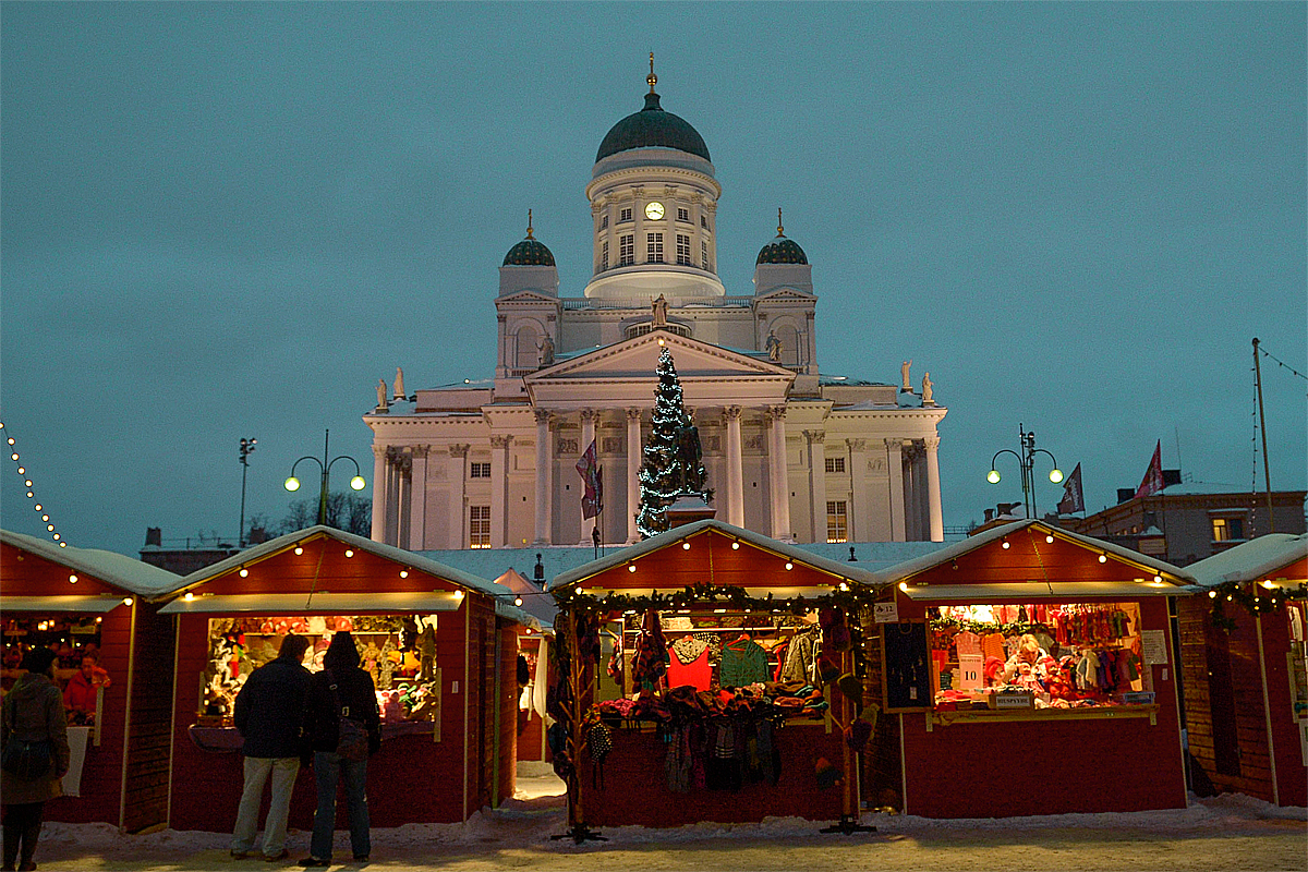 New Year in Finland. Mode of operation of stores. image from the site www.heihei.website