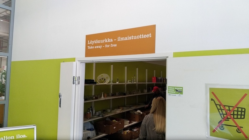 Kierrätyskeskuksen käytetyt tavarat Helsingissä ja Espoossa kuva nettisivuilta www.heihei.website