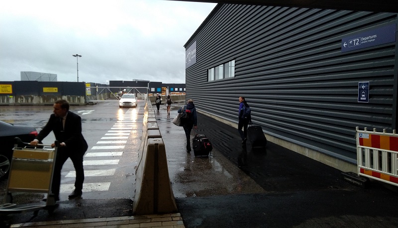 Lux Express bus stop in Helsinki airport Vantaa image from www.HeiHei.website
    during construction works