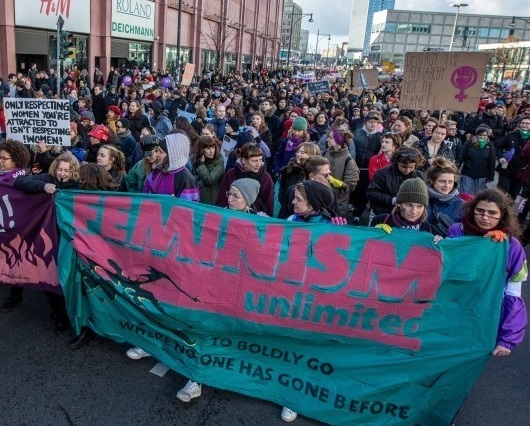 8 марта в Германии в 2026 году www.heihei.website