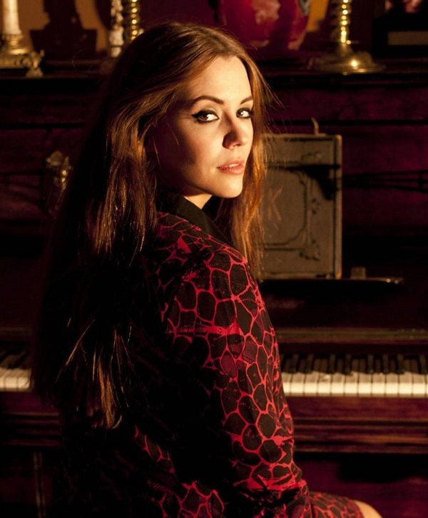 Most beautiful norwegian ladies Marion Elise Ravn image from www.HeiHei.websiteизображение с сайта www.heihei.website